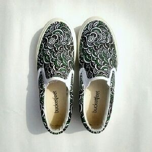 Bucket Feet Black and Green Patterned Women's Sneakers